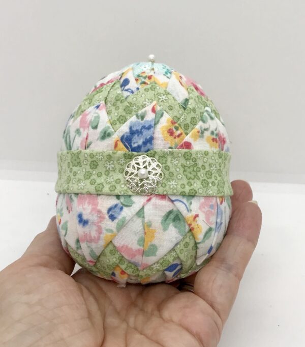 Green and Floral 4" Easter Egg Ornament - Image 4